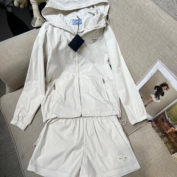 

designer womens tracksuit summer fashion two piece set casual sun protection tracksuits stylish windproof suits woman clothes, Gray