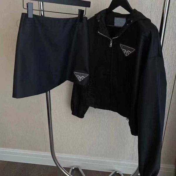 

women's two piece pants designer womens sets dress jakets pants short clothes double f outerwears luxury brand clothing long sleeves le, White