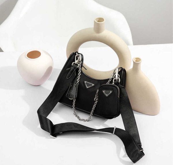 

fashion re-edition 2005 nylon designer bags fors woman luxury handbag men lady womens 2022 crossbody tote hobo shoulder purse handbags bags