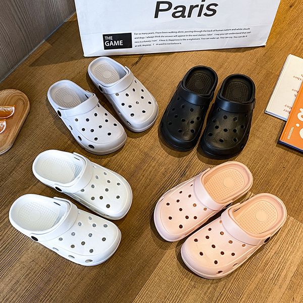 

designer slippers 2023 women hole shoes new trend ins nurses wear light soft-soled sandals beach seaside size 37-42, Black