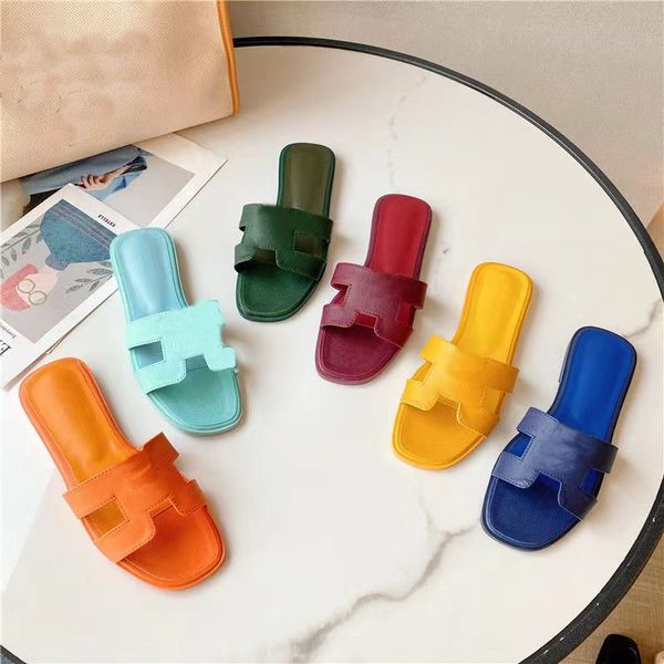 

luxury flat sandals multi color slipper classic patterns and colors shoal leisure indoor complete set of accessories slides designer resorts, Black