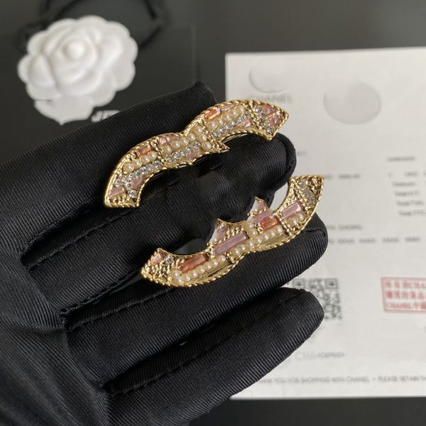 

luxury simple brooches designer brand c letters brooches suit pin fashion jewelry dress pins for lady clothing decoration accessories, Gray