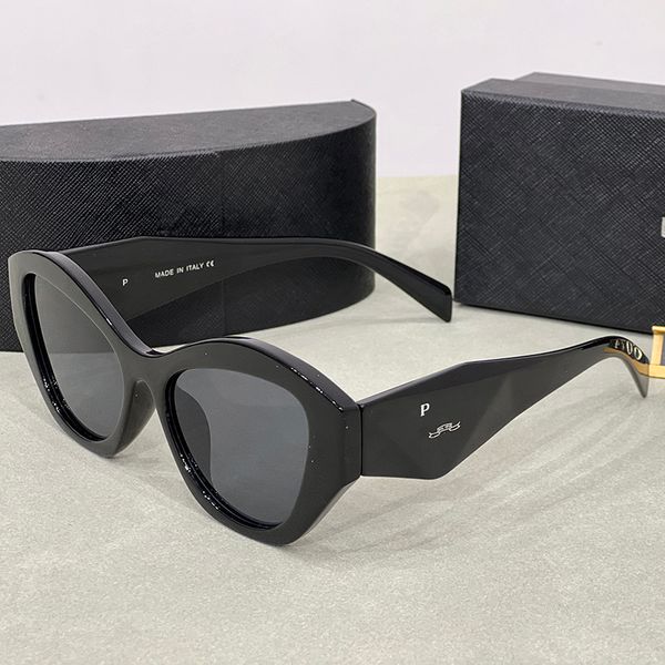 

Luxury Designer Sunglasses for Women Cat Eye Sunglasses with Case Personalized Design Sunglasses Driving Travel Shopping Beach View Good