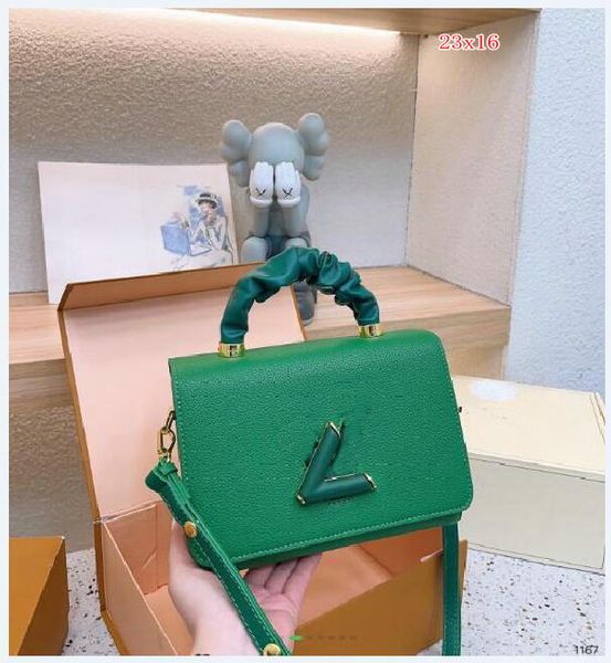 

designer shoulder bag popular twist bags leather small square designers hobo bag metal long chain shaped buckle simple fashion crossbody jn8