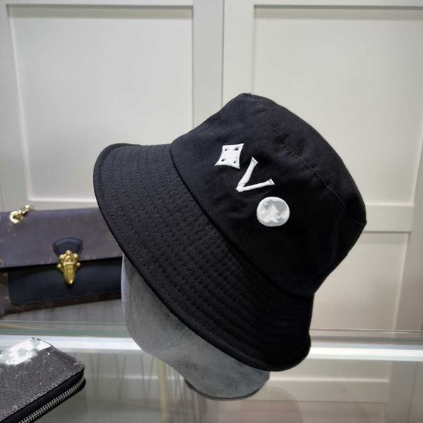 

2023 designer bucket hats cotton high-end men's and women's four seasons leisure shading outdoor sports fashion match style 3 colo, Blue;gray