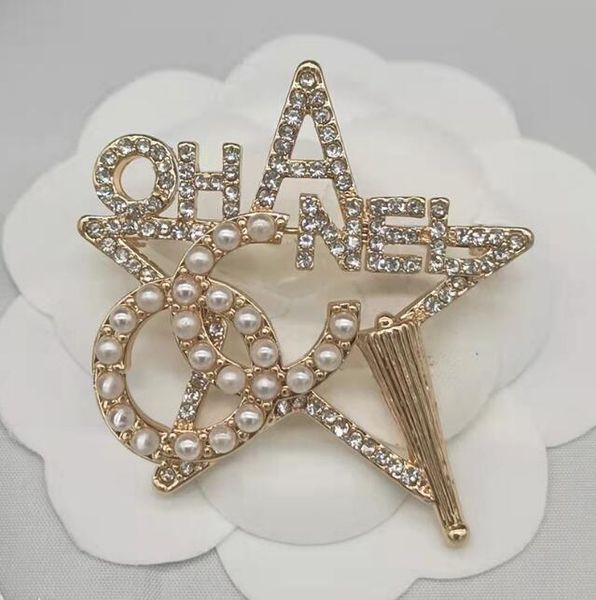 

classic luxury brand alphabet brooch designer pentagram brooch female charm wedding gift jewelry accessories high quality, Gray