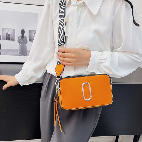 

designer bag luxury women fashion wide strap camera bag alphabet pattern womens purse all-match classic mini one shoulder diagonal span bag