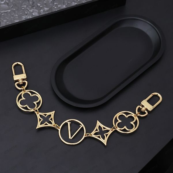 

Luxury Designer Keychain TWIGGY CHAIN Gold Letters Fashion Womens Bag Charm Luxury Keyring Alloy Classic Key Rings -6