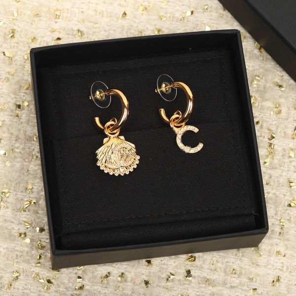 

2023 luxury quality charm drop earring with diamond in 18k gold plated have box stamp fan shape ps7867a, Golden