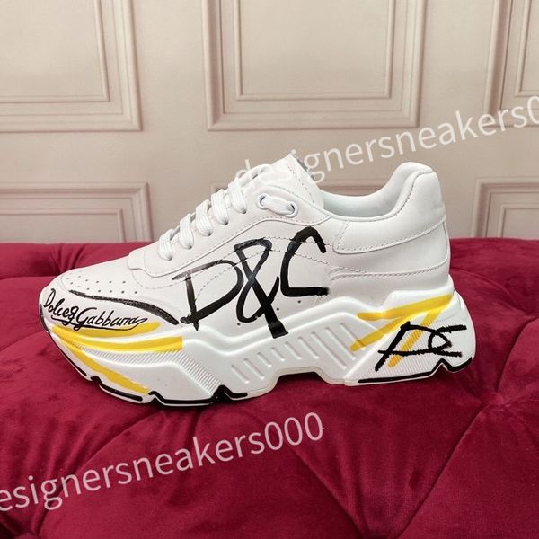 

new men shoes sneakers fashion trend atmospheric designer sneaker pure black non-slip outsole outdoor laces high quality, Red;white