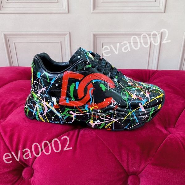 

2023 new designer sneakers calfskin casual shoes reflective shoes vintage leather trainers all-match stylist sneaker leisure shoe, Black