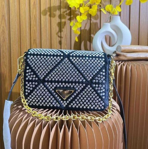 

designer bag fashionbags handbags crossbody bag black handbag women crossbodys pink diamonds zippy shoulder bagsfashion bag duffel bag luxur