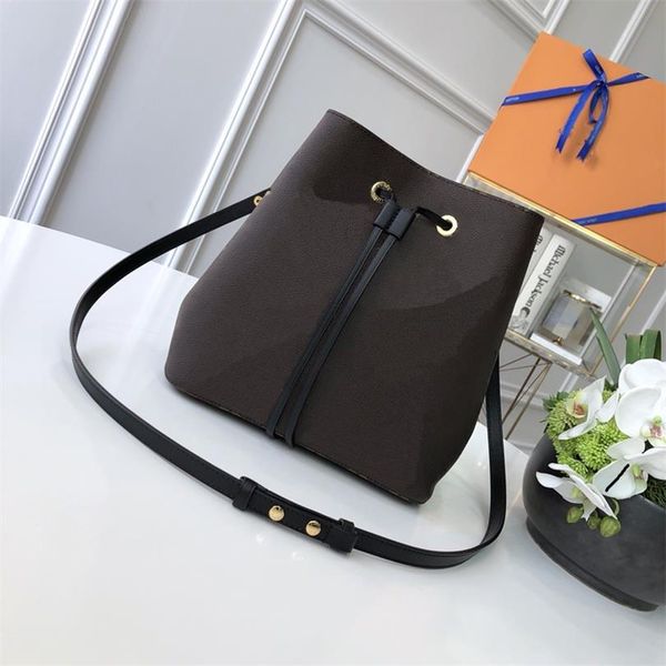 

2023 designer bag letter women's bag leather versatile one shoulder crossbody bags drawstring mini bucket bag fashion crossbody bag tot