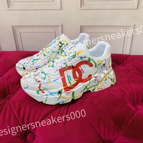 

2023 new luxury mens shoes sneakers fashion trend atmospheric designer sneaker pure black non-slip outsole outdoor laces high quality, Red;white