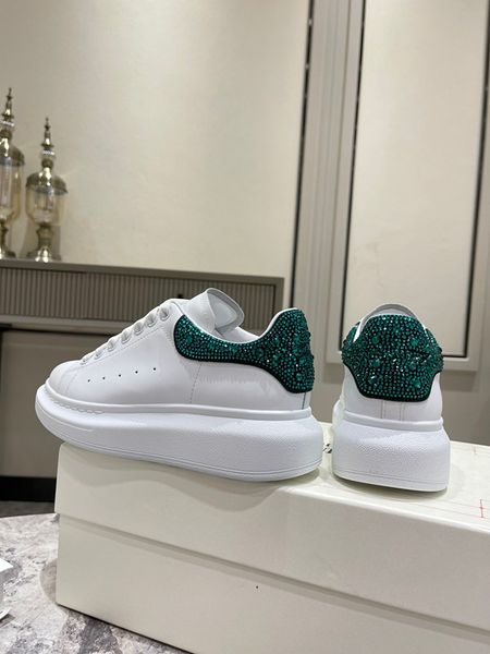 

new womans shoe leather lace up men fashion sneakers white black mens womens luxury casual shoes chaussures espadrilles 0414