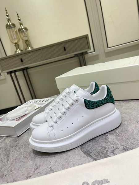 

designer brand mens women sneakers womens casual shoes platform loafers trainers black leather shoes chunky round head sneaker 0414