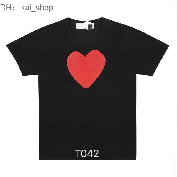 

men's t-shirts 23ss summer cdgs mens play t shirt short sleeve womens des badge garcons embroidery heart red 41, White;black