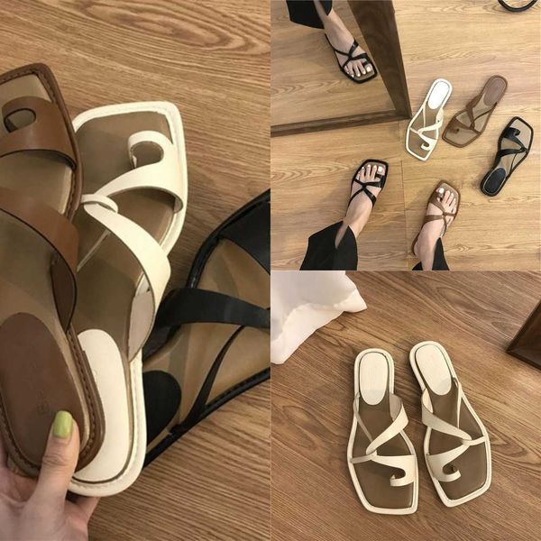 

sandals sandals women summer new korean version clip toe flip flops outdoor fashion flat casual non-slip sandals female beach mules 230322, Black