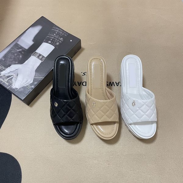 

fashion show leather slides slipper women chunky metel buckle c famous nel sandals platform slide mules wedge high heel 8.5cm plaid quilted, Black