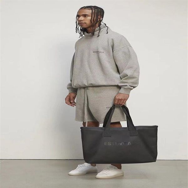 

2021 trendy men waist essentials black coated canvas tote bag men's262f