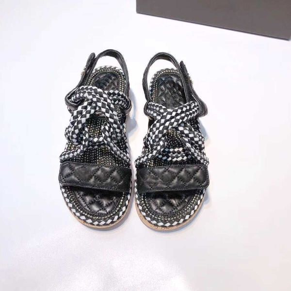 

Summer Slippers Blade Women's Hemp Rope Woven Metal Chain Sandal Slipper Designer Fashion Luxury Elegant Simple Material Flat Shoes Comfortable Design NO331, Color 12