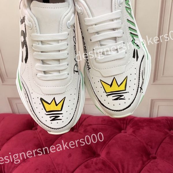 

2023 luxury mens shoes sneakers fashion trend atmospheric designer sneaker pure black non-slip outsole outdoor laces high quality, Red;white