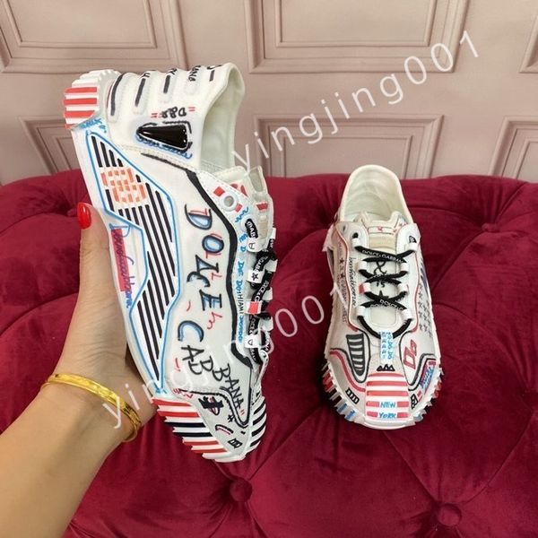 

famous runner mens sneakers shoes low-calfskin trainers white black famous skateboard walkin