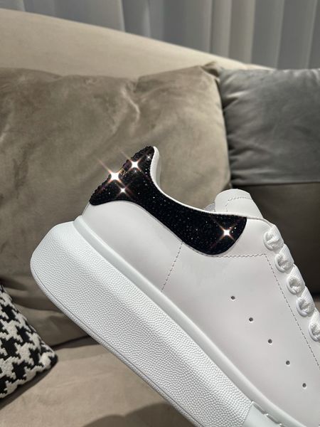 

2023new womens brand designer casual shoes mens multi-color lace-up sports shoes fashion running shoes soft and comfortable platform shoes 0, Black
