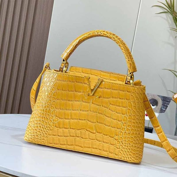 

23 crocodile grain handbag women's designer tote bag large capacity sheepskin lining wallet metal accessories v word shoulder crossbody, Black;red