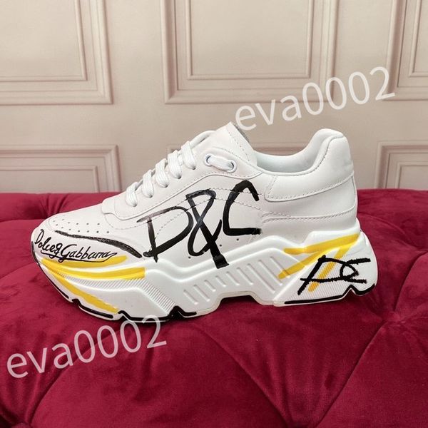 

new r sneakers calfskin casual shoes vintage leather trainers all-match stylist sneaker leisure shoe, Black