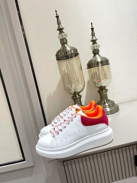 

2023new designers outdoor shoes mens low casual trainer skateboard one knit high women all white black wheat running sports 0414