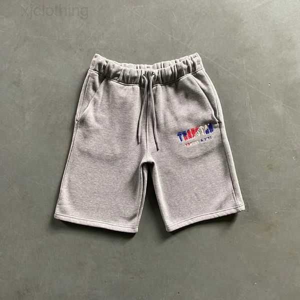 

2023 summer mens t shirs trapsar designers classic men shir round neck loose ops pans leer coon shirs breahable embroidery tracksuis ee pure, White;black