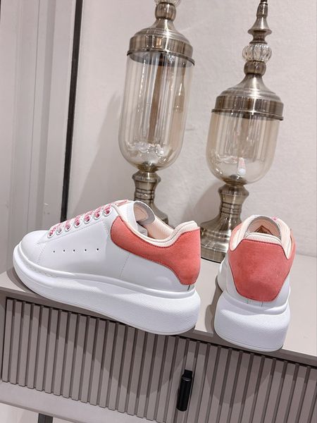 

2023designers outdoor shoes mens casual trainer skateboard one knit high women all white black wheat running sports 0414