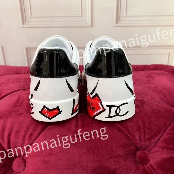 

2023 new designer basketballs shoes men womens sneakers military black trainers luxury fashion shoe