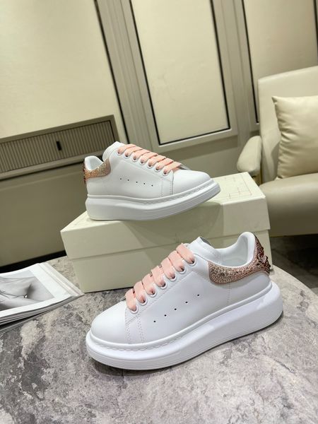 

new brand designer women casual shoes men lace-up sports shoes fashion running shoes soft and comfortable platform shoes 0414, Black