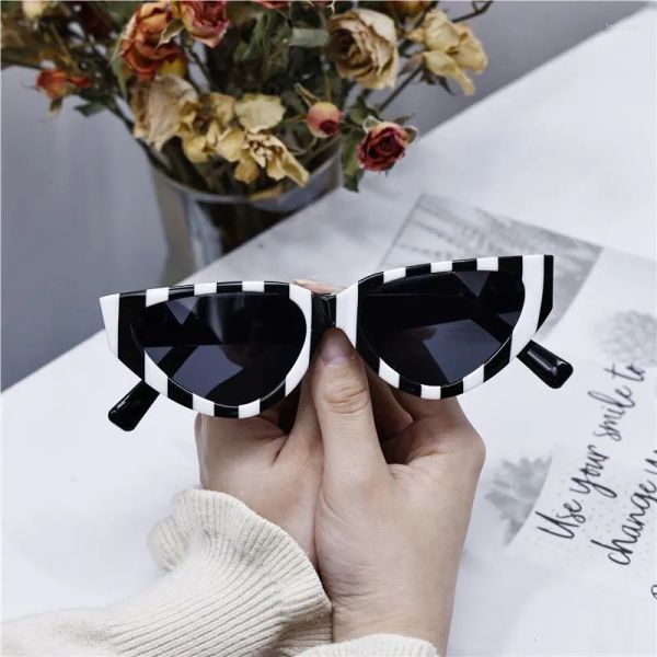 

Sunglasses Ladies Women Fashion Small Frame Simple Square Woman Classic Vintage Jelly Color Men Sun Glasses High Quality Uv400