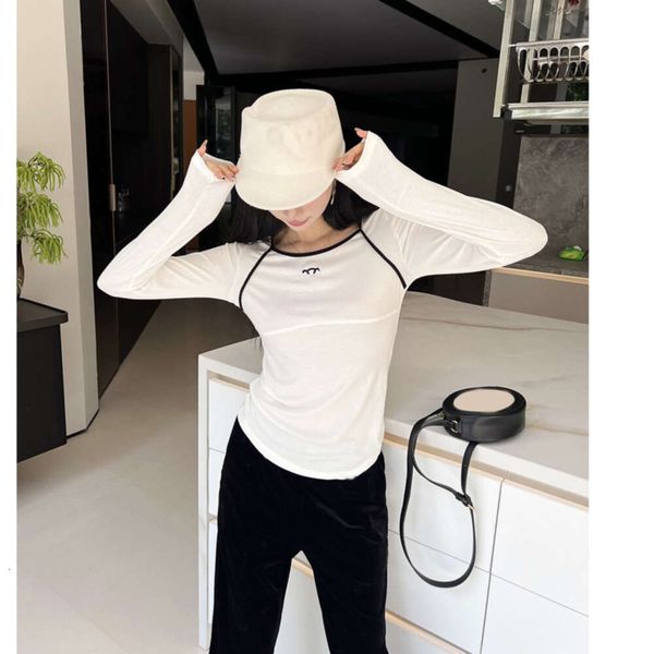

Top Women Early Autumn New Fashion Stitching Letter Simple Casual Solid Color Versatile Splicing Slim Fit Undercoat Wholesale, Black