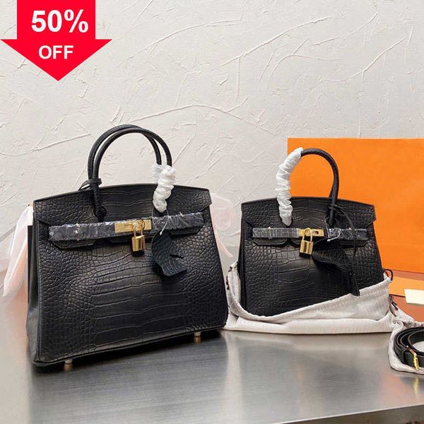 

tote bag crocodile handbag women shoulder bags shopping bags alligator genuine leather gold stamped lock fashion letter 25/30cm birkin handb