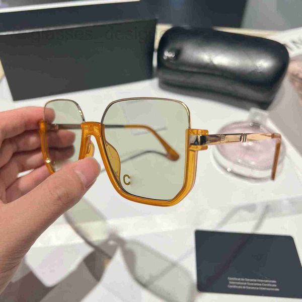

sunglasses designer new for women, sun protection, fragrance glasses, driving trend, uv ins fb2u, White;black