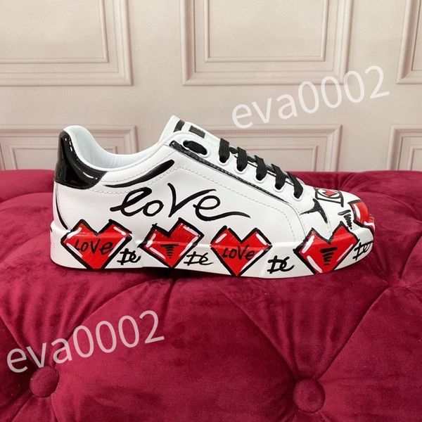 

2023 fashion luxury casuals shoes thick bottoms men sneakers trendy low black white calf leather outdoor casual trainers