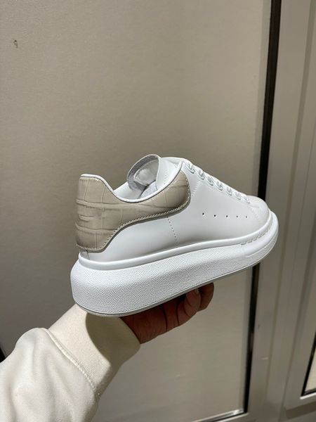 

2023 mens womens sneaker shoes brushed leather white quality runner sports lug sole casual walking 0414, Black