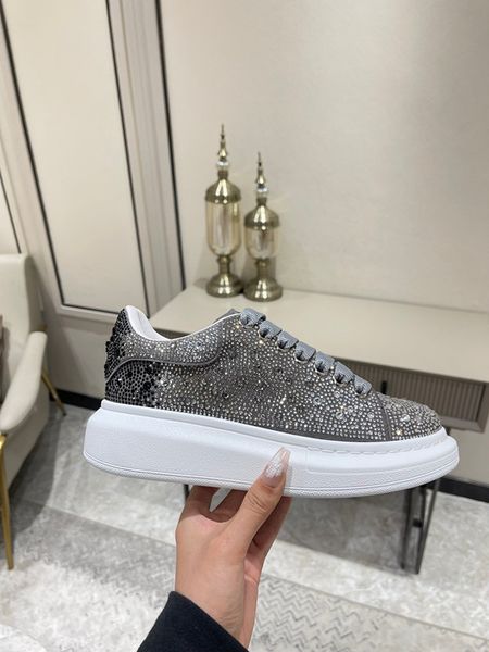 

luxury shoe bee shoes men women luxury casual shoes luxury designers sneaker lace-up outdoor 0628, Black