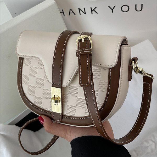 

evening bags crossbody bag leather shoulder womens fashion satchel retro stitching saddle hand senior texture small 230417