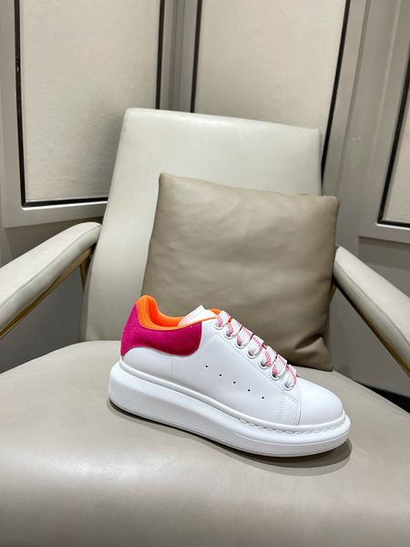 

2023 men women designer casual shoes platform sneakers clear sole black white grey red pink blue royal neon green mens 0628