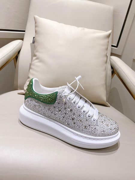 

luxury casual shoes for men women designer embossed trainer sneaker genuine leather plate-forme sneakers mens low flat trainers 0628, Black