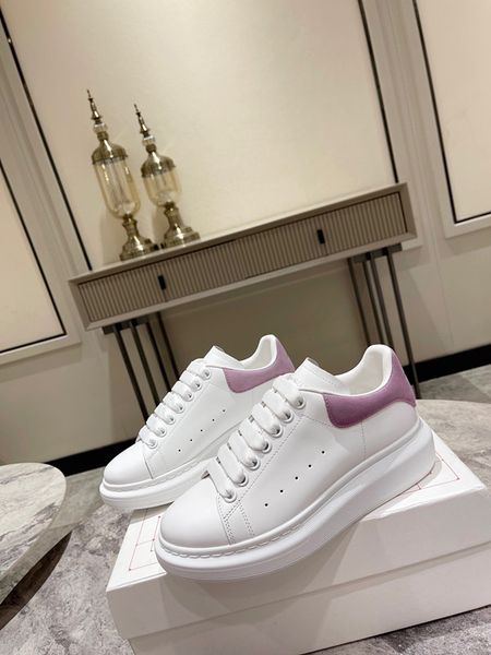 

2023new fashion luxury designer man woman casual shoes genuine leather mesh pointed toe race runner shoes outdoors trainers 0414, Black