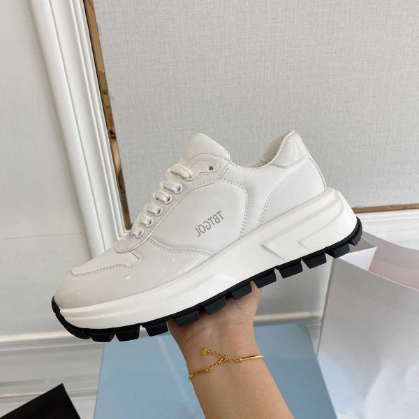 

designer lady sneakers leather/cloth lace-up travel shoes thick bottom platform gym sneakers in white/black size 35-40 with box no408