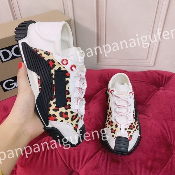 

2023 luxurys designer trainers shoes platform shoes comfortable breathable web sneaker womens men, Black