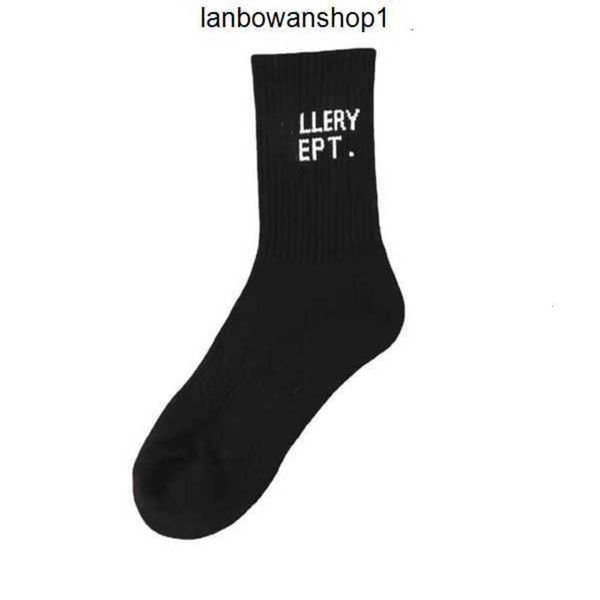 

2 pairs designer sock autumn and winter graffiti letters street art pure color cotton towel bottom sports socks men women fashionc6hj, Black