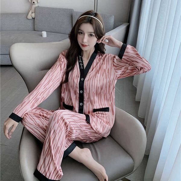 

spring and autumn women's dress with embroidered long sleeves large stripes can be worn in home pajamas